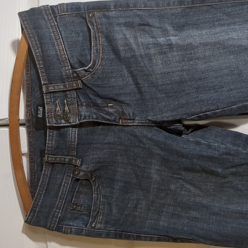 **Ana A New Approach skinny jean size 4